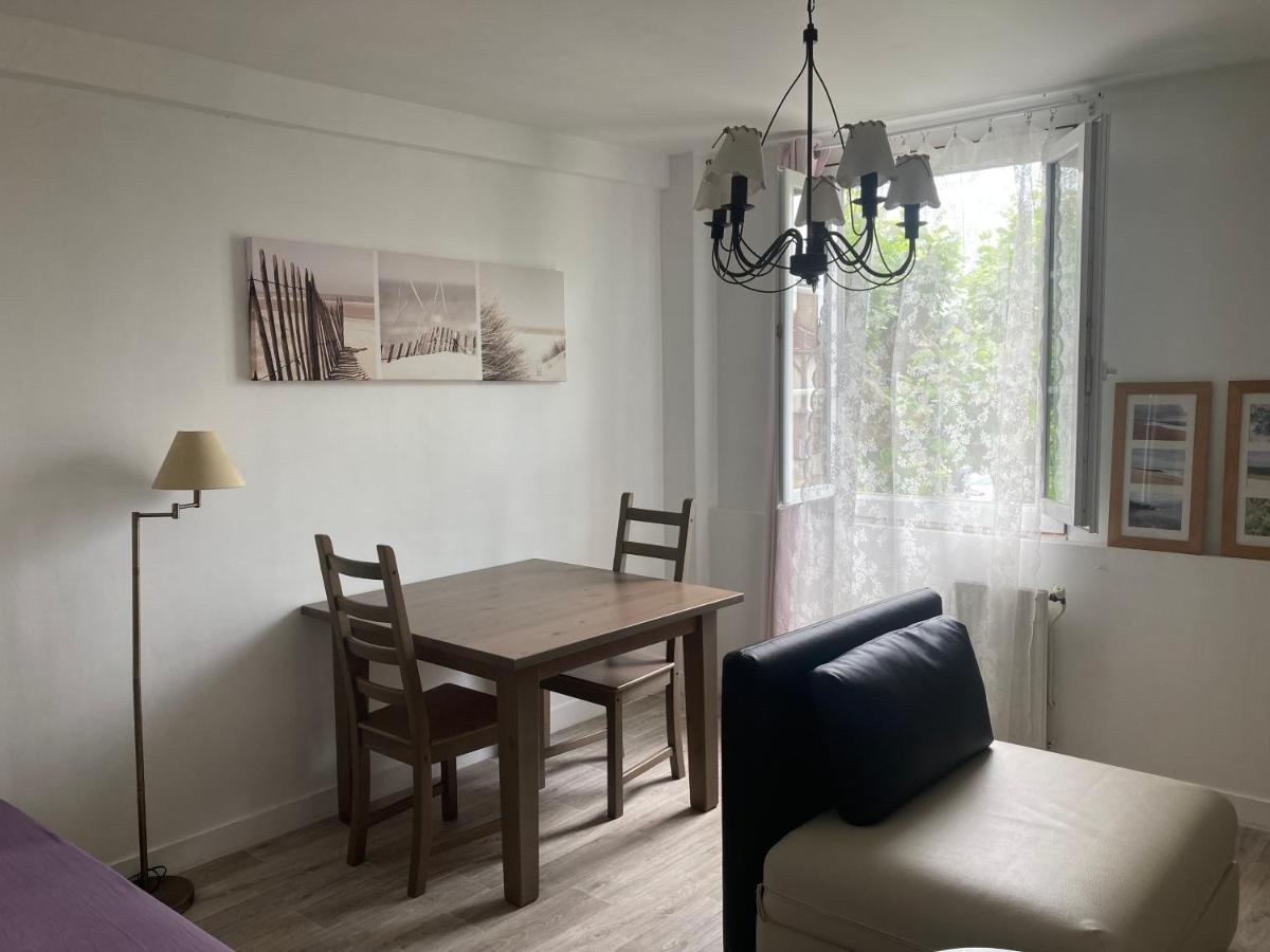 Appartement 2/3 Personnes A 10 Minutes De Contis Plage 생-줄리앙-앙-보른 외부 사진